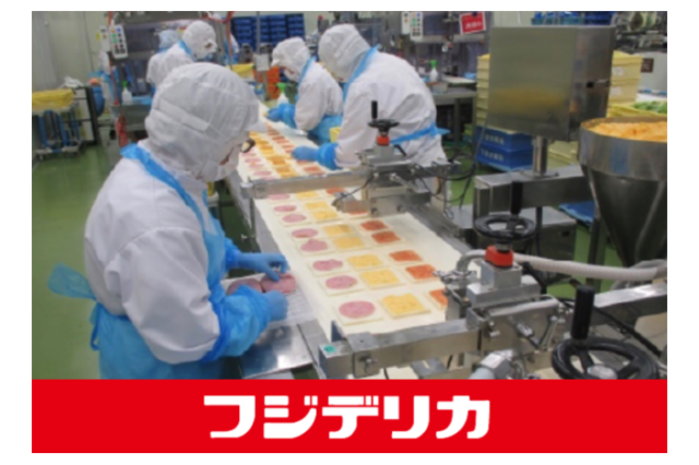 大手食品工場で安定・安心の働き方を手に入れよう！勤務開始日は相談OK！もくもく作業が好きな方ピッタリ食品工場内での製造スタッフ