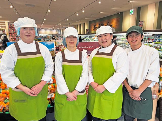 シンプルな加工・パック詰め等の裏方◎シフト柔軟♪週3日〜勤務OK！幅広い年齢の男女が活躍中！［1］肉類 ［2］魚類のカット・パック詰めの裏方業務