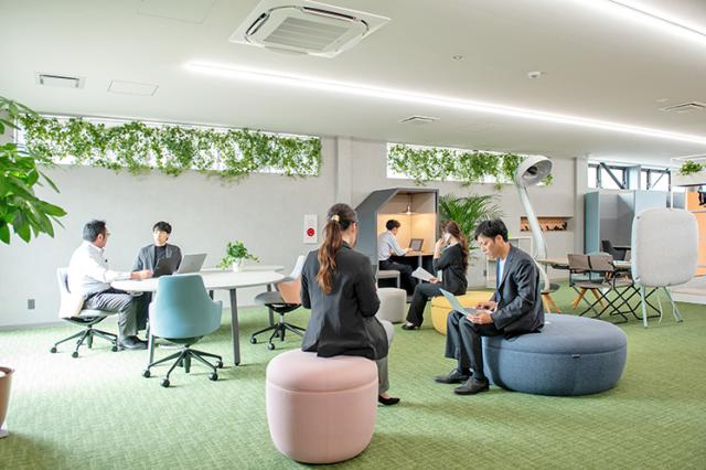 オフィスはリニューアル済み!
新しく生まれ変わった環境も必見です★