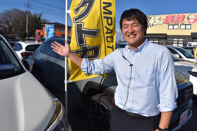 車好きにうってつけのお仕事。
国産車オールメーカーを扱うため提案しやすい環境です◎