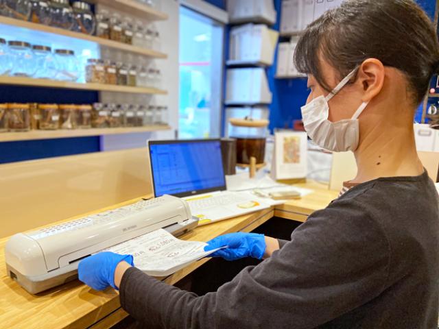 フードセラピーカフェ、ヒーリングに関するスタジオ、スクールも運営◎環境支援事業にも取り組む企業です。
