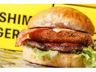 【飲食】未経験でも大丈夫！ハンバーガー屋さんで働きませんか？真面目に頑張ってくれる方を探しています！キッチン、レジ対応