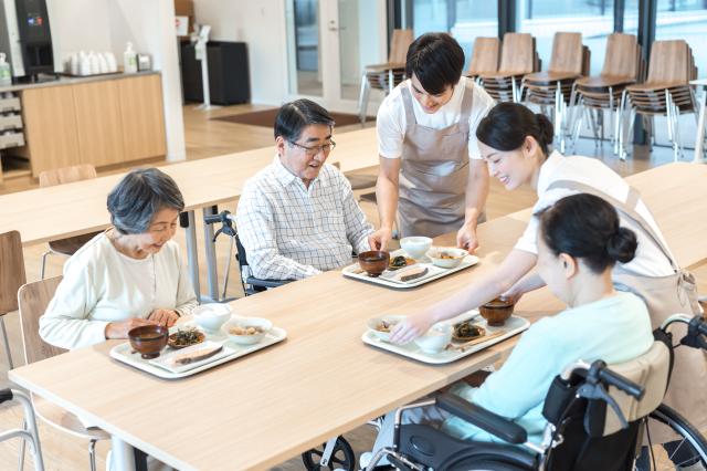 ≪平日週5日≫17時前に退勤！管理栄養士業務をお願いします。