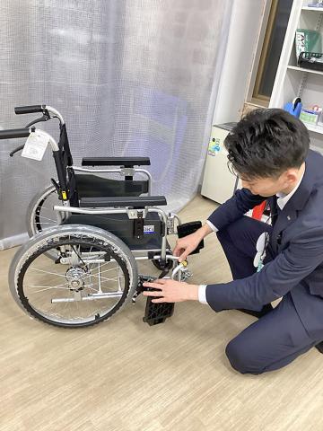 子育てが落ち着いた中高年世代の主婦(夫)さんが活躍中!
家庭との両立にも理解のある職場です◎