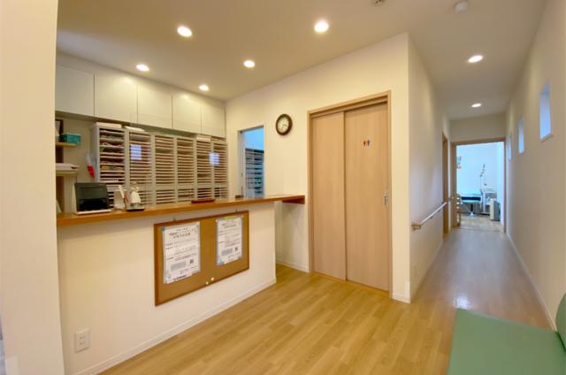 「人と接するのが好き」「受付の仕事に挑戦したい」
そんな方のご応募お待ちしています◎