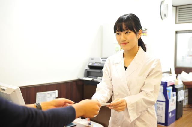 女性スタッフが活躍する定着率の高い働きやすい職場です。
地域に親しまれる薬局を一緒に作っていきましょう！