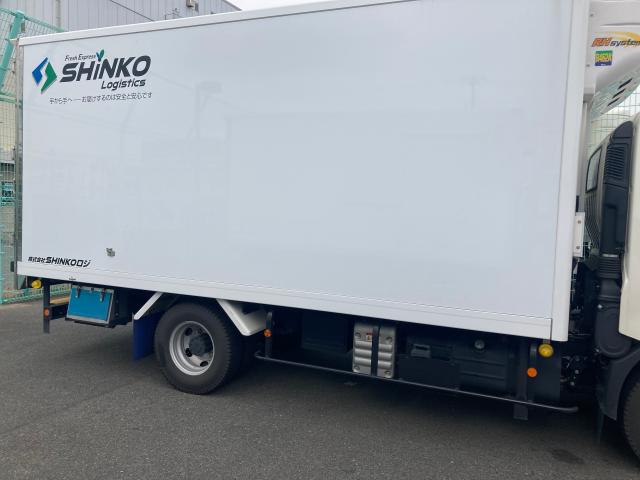 経験者優遇・未経験者歓迎！
丁寧な仕事を心掛けられる方を求めています。