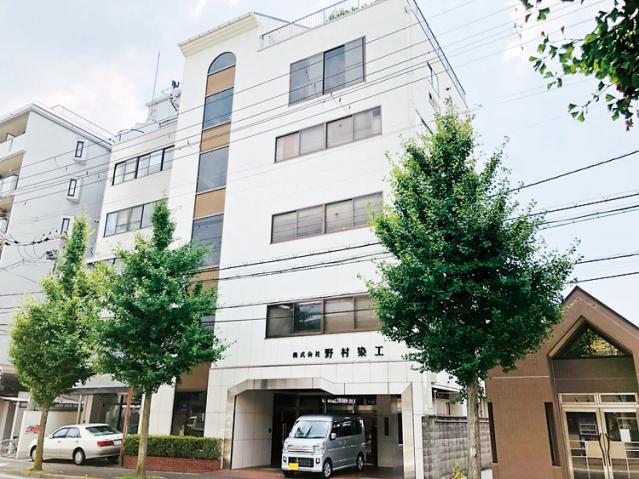 スタッフ同士の人間関係も良好!
毎年、お花見や忘年会なども開催しています◎