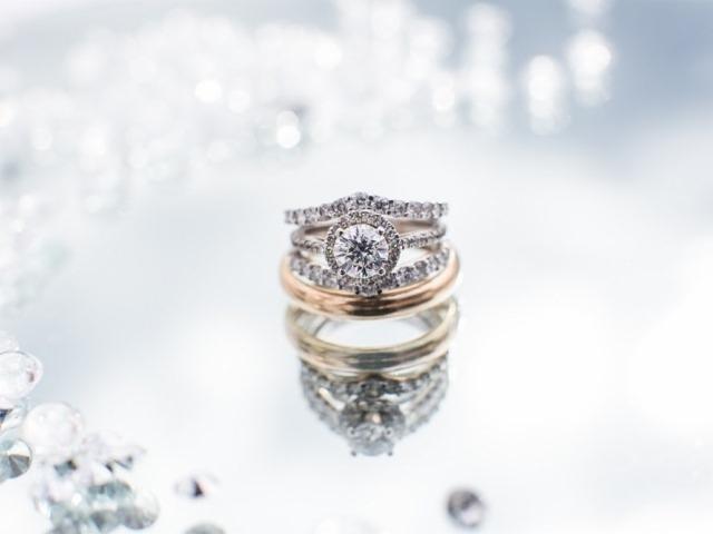 ジュエリー アクセサリーブランド Qudo クド 銀座三越店 Thの派遣社員情報 中央区の雑貨 コスメ販売求人情報 Id イーアイデム