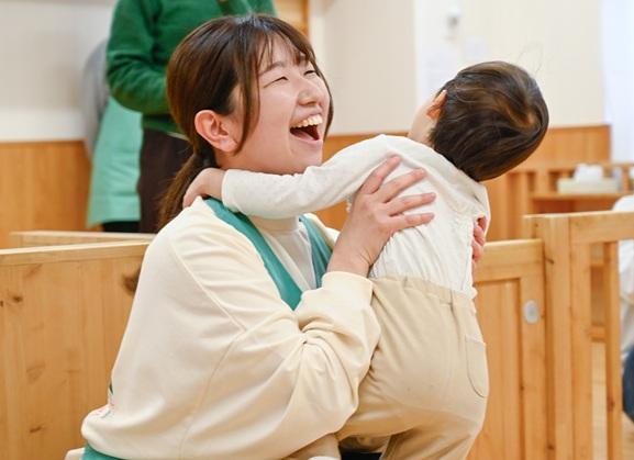 定着率良好／待遇充実／小規模保育園勤務／保育士／保育補助業務／勤務開始日の相談OK！保育士