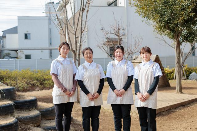 勤務時間はご相談に応じます。
まずはご希望をお聞かせくださいね！
お持ちの資格を活かして、かわいい笑顔に囲まれながら働きましょう♪