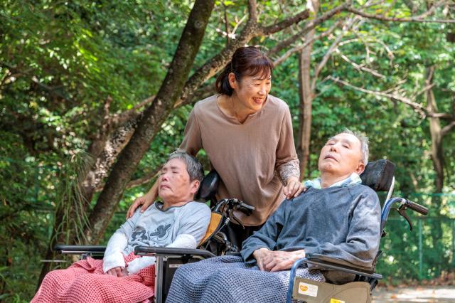 特別養護老人ホーム　六万寺園