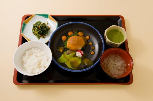 幅広い年代の方が働ける環境が魅力♪