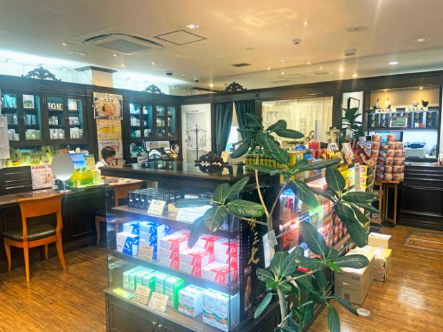 店内はジャズやクラシック音楽が流れる落ち着いた雰囲気♪