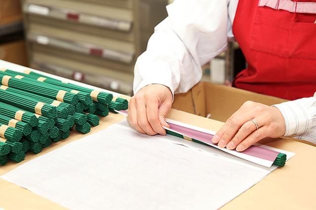 【お香の検品、他】週5日勤務／未経験OK／お香の知識ゼロでも可／研修充実／複数名採用！松栄堂　長岡京香場でのお香の検品他