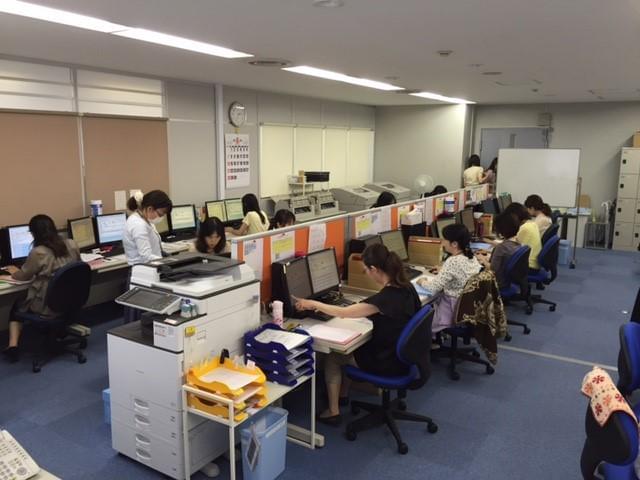 正社員登用制度あり。
将来を考え転職先を探している方にもピッタリです。