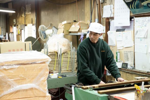 ＼先輩社員インタビュー／
工場長（38歳・勤続19年目）に聞きました！