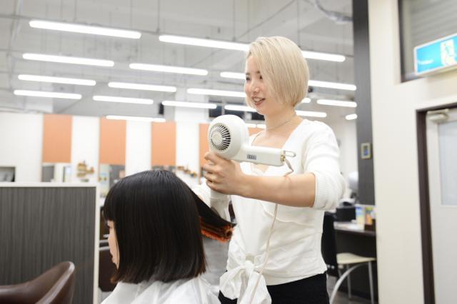 スキルを磨けるように、会社負担で「peek a boo」のスキルアップ講習を受講できます☆