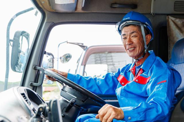 中型・大型免許、重機免許を眠らせておくのはもったいない！関西圏がメインの近距離の運行をお任せします。