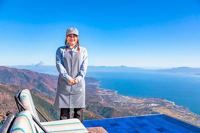 ＼びわ湖バレイのカフェ・レストランスタッフ／未経験OK！資格不問！日数・時間応相談！レストランスタッフ