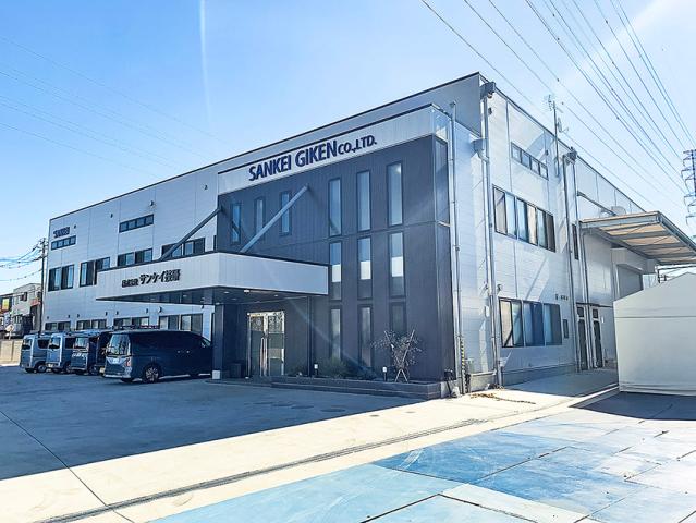 自転車・車通勤OK！通いやすさも魅力です。
活躍の場は、完成したばかりのキレイな社屋！
快適な職場環境です。