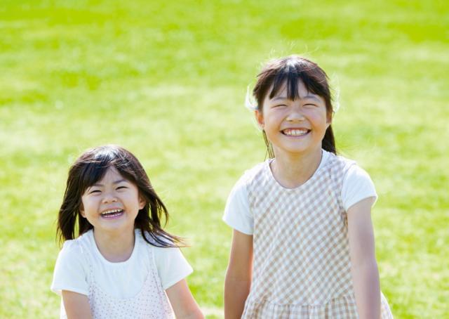 「接客や販売が好き!」「子どもが好き!」そんな方にオススメのお仕事です。