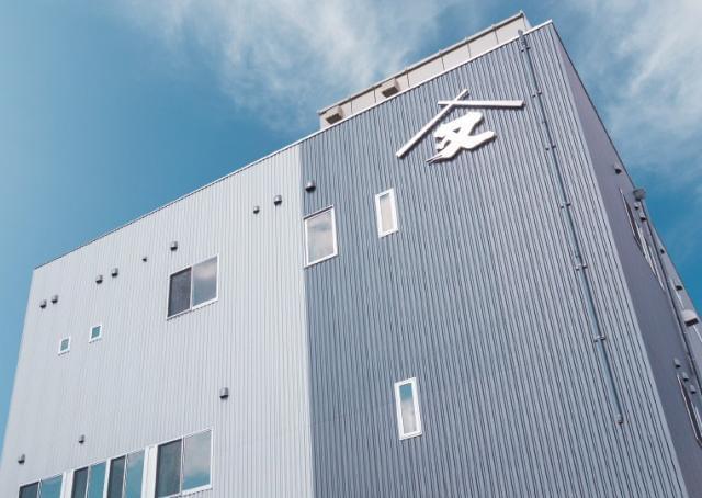 2017年、本社敷地内に新工場が完成!増産体制が整ったとともに、衛生品質管理も向上!!