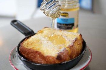 【フードホール内のベーカリーカフェスタッフ】美味しいパンとコーヒーが大好きな方、大歓迎！！フードホール内のベーカリーカフェスタッフ