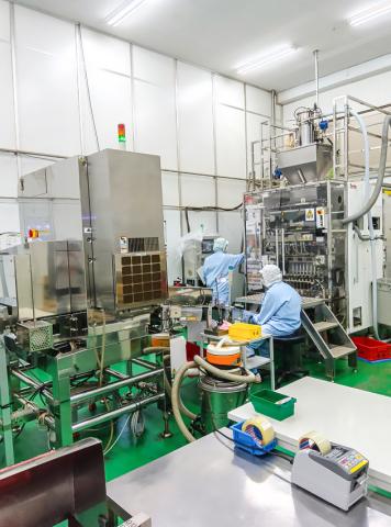 年休プラス制度や育児介護休業制度など、働きやすい職場環境を整えています。