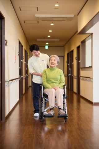 充実の研修があるので実務未経験の方もご安心ください。
勤務詳細はお気軽にご相談ください。