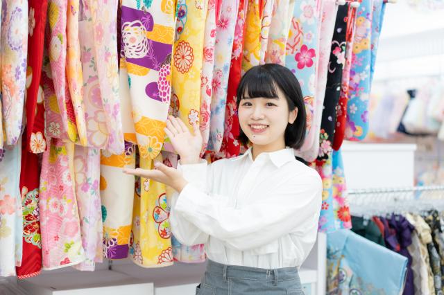社割・賞与年3回・昇給など長期で安心安定して働けます♪