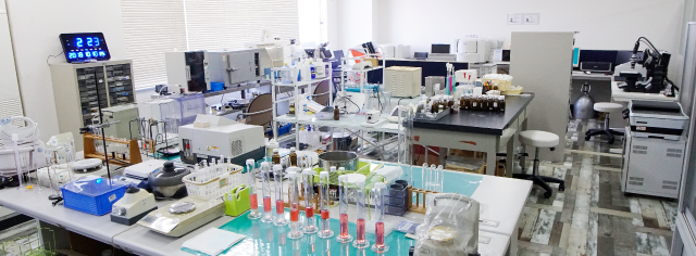 家事の延長感覚で働けるラボ事務/PC操作できれば始められる仕事/社員登用あり/平日・日勤のみラボでの実務スタッフ