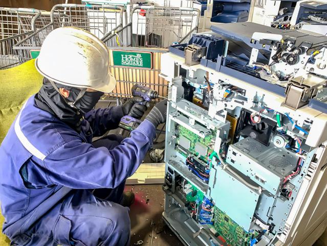 新しく挑戦したい方も経験を活かしたい方も大歓迎。
会社見学も可能なので、気軽にお問い合わせを◎