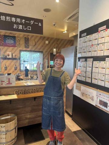 ホットドッグやトースト、ドリンクなどを中心に提供しているお店です。