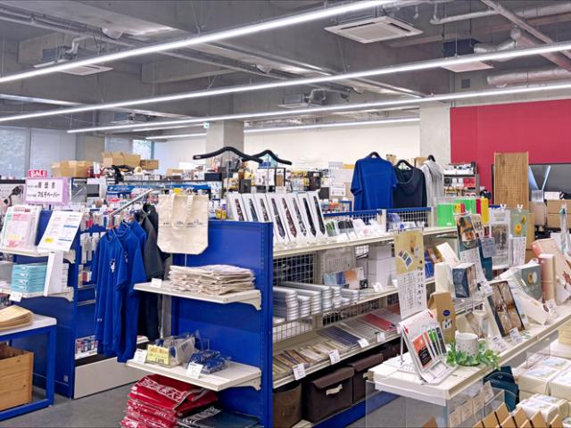 ＼大学内の売店スタッフ／未経験スタートOK！土日祝休み！家庭との両立も目指せる◎販売スタッフ
