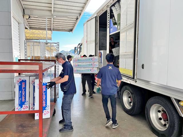 お花の専門知識や実務経験は一切不問！
初めての方もスグに覚えられるシンプルワークです。