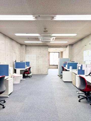 【面接時は履歴書不要】完全土日祝休み◆週4〜5日◆30〜50代女性スタッフ活躍中♪1日10件程度の問い合わせ対応