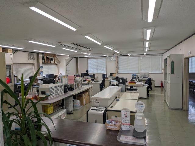 事務職の実務経験があれば尚可 会計・事務関連資格をお持ちの方は尚可