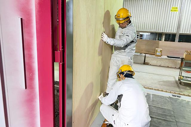 紀の川市にある総合車両製作所内での勤務です。
面接も現地で行います。