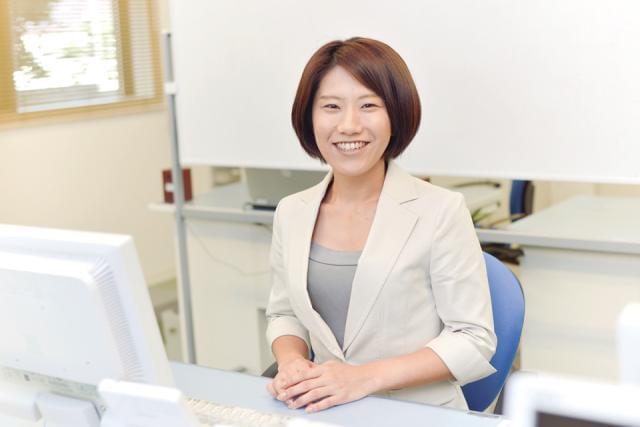 未経験から、人気の事務スタッフを目指しませんか?
