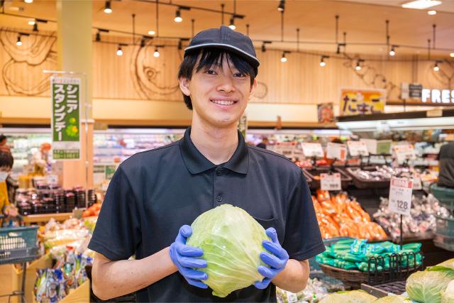 丁寧な研修があるので未経験でも大丈夫!
100年以上歴史のあるスーパーマーケットでのお仕事☆