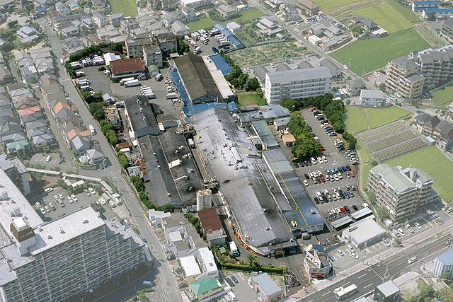 アットホームな職場でオフィスワーク。
始めるなら今ですよ！チャンス！！