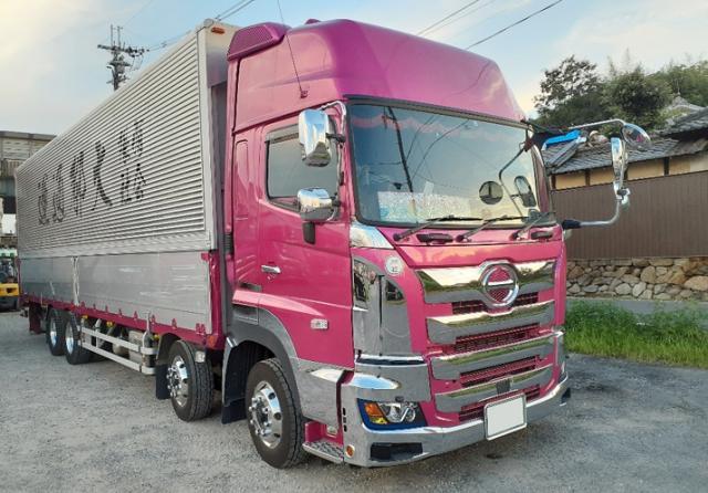 ◇学歴不問◇経験者歓迎◇ブランクがあってもOK◇ ハンドルを握る手に熱意を込めて、発進！10tドライバー