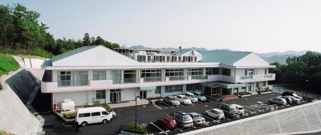 ≪加西市≫【グループホームの介護士／正職員】未経験者大歓迎♪40代・50代の女性多数活躍中！介護士（介護老人保健施設）