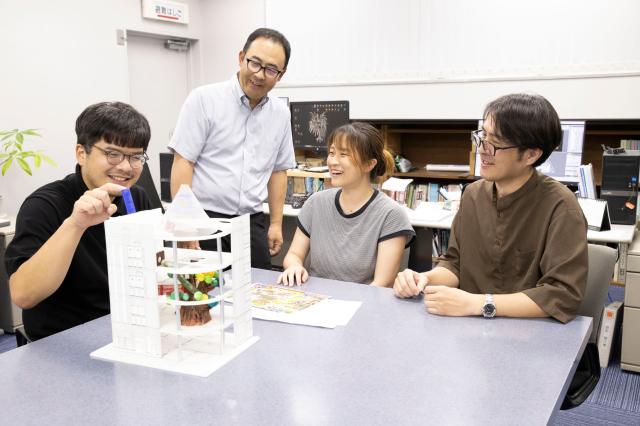 描いたものが実物として残る。それがこの会社の一番の推しポイントです