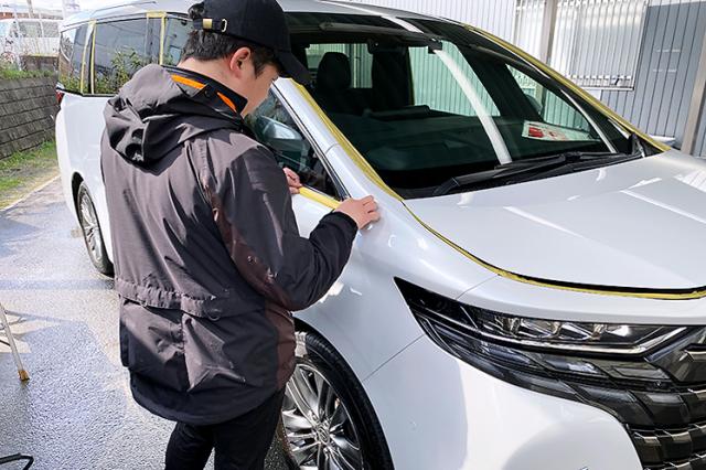 自社工場、又は指定された現場にて、車両の内外装を美しく仕上げる「カーディテイル業務」をお任せします。