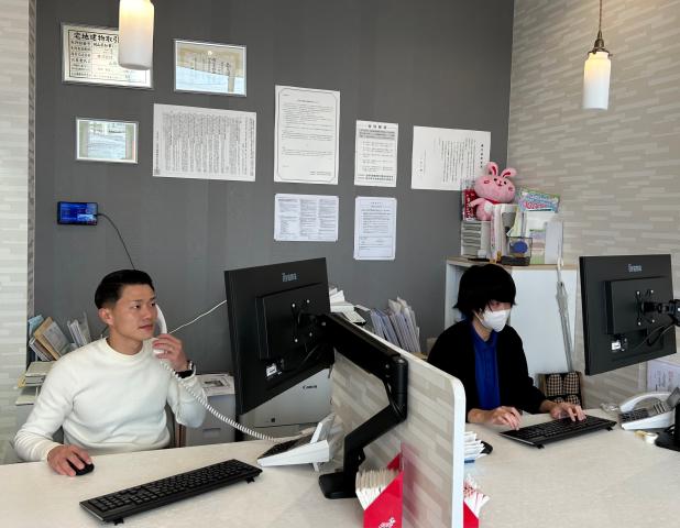 お客様の日々の暮らしが笑顔であるように、
「住まい」を通してサポートするお仕事です。