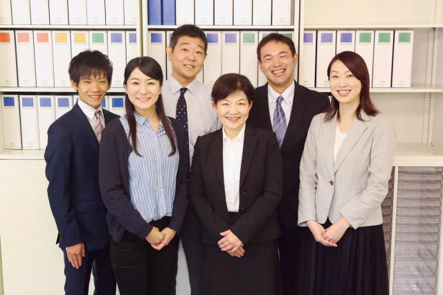 年齢は問いません！
柔軟なシフトで家庭との両立も無理なく目指せます。