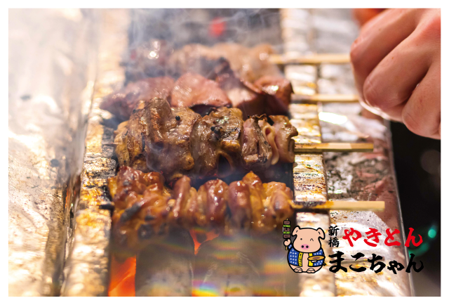 ホール・キッチンスタッフ／未経験者歓迎／週1日〜・1日3h〜、プライベートとの両立にオススメ◎［1］ホールスタッフ
［2］キッチンスタッフ