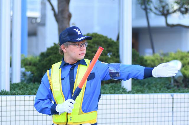 ≪学歴・性別不問≫ 幅広い年齢層が活躍しているから、気の合う仲間が見つかるかも!
